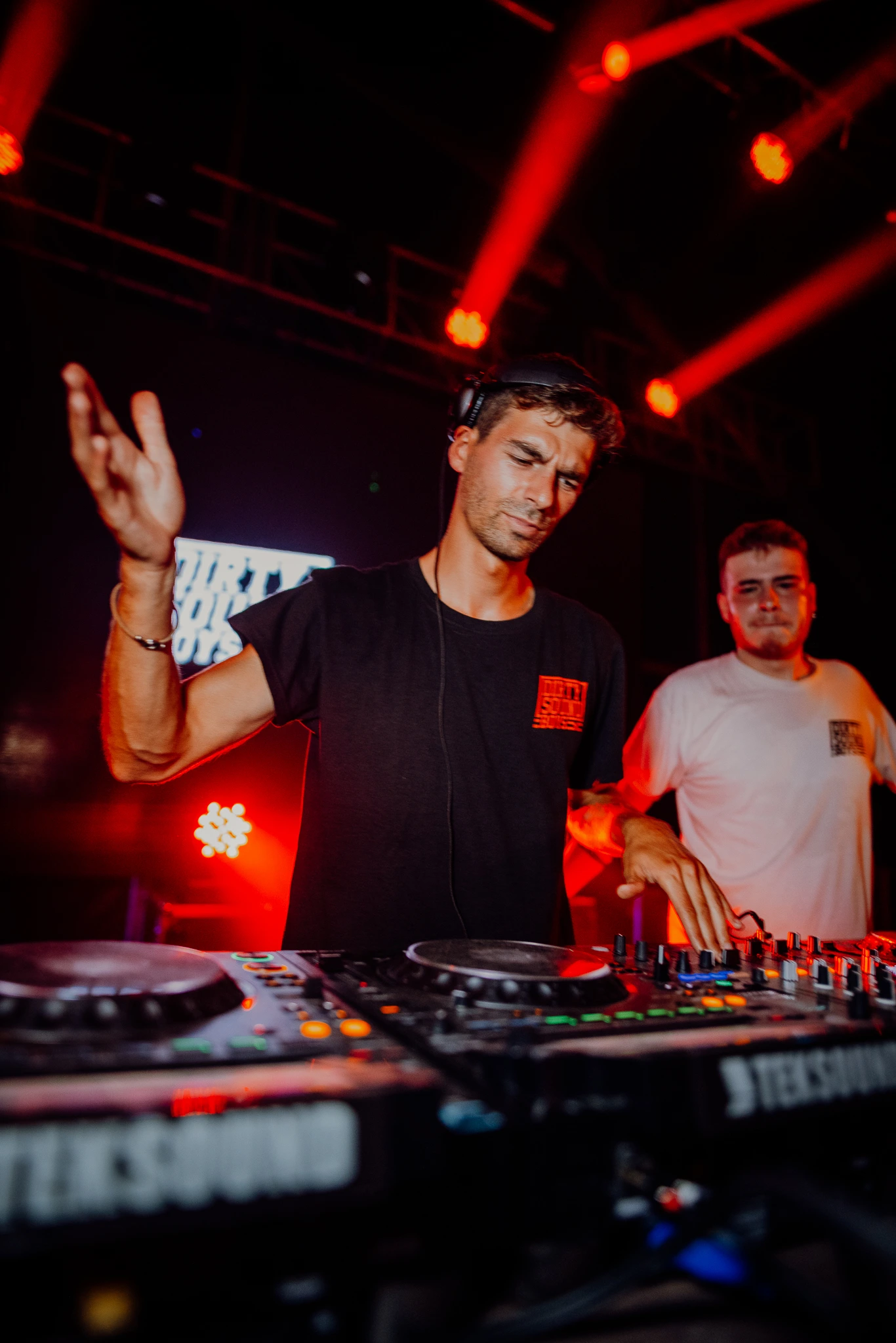 Foto de imprensa dos Dirty Sound Boys